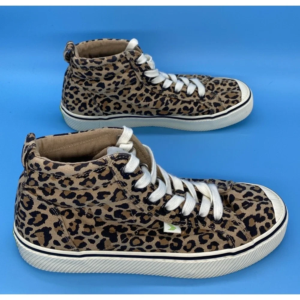 Cariuma OCA High Stripe Leopard Sneakers Size Women‎ 7.5 (Mens 6)  Leopard Print